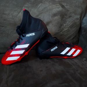 Adidas Predator Youth Soccer Cleats